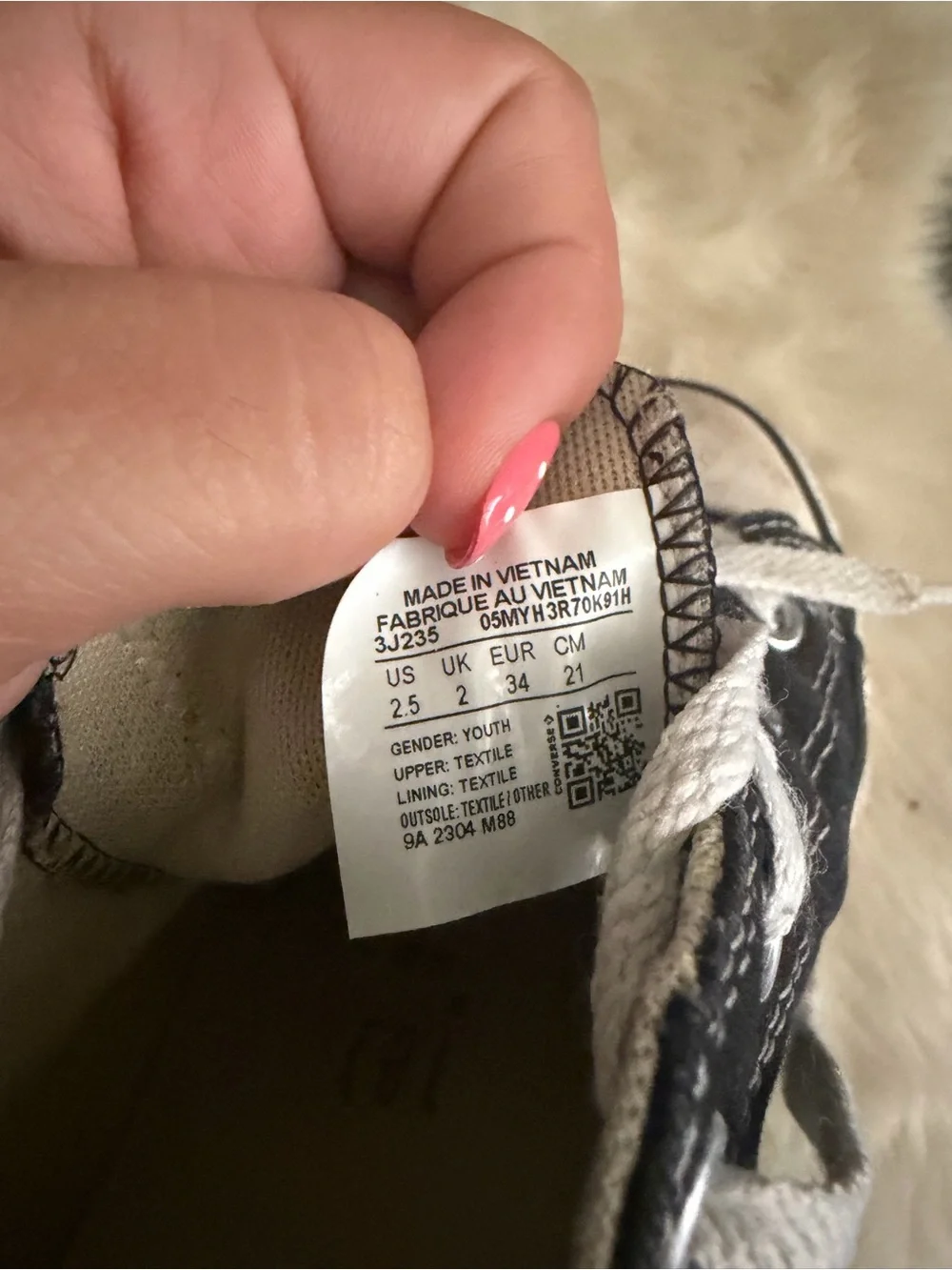 Converse Black & White Kids Low Top Sneakers